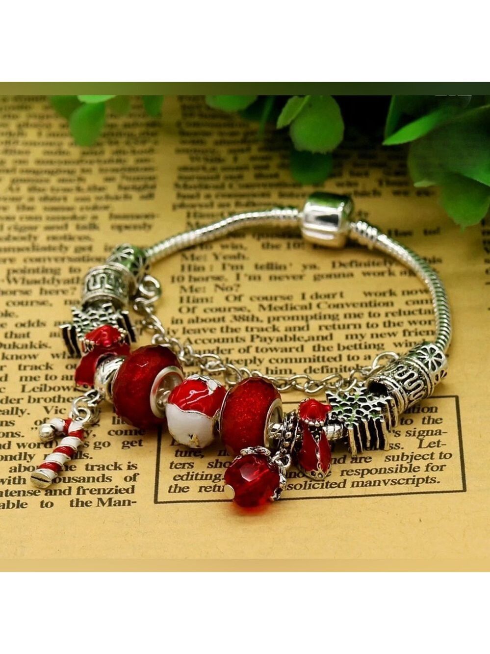 🎄Milano Glass & Swarovski Crystal Christmas Charm Bracelet w/ Magnet Clasp BNIB - Picture 2 of 5